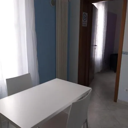 Il Glicine Nascosto Couette-café